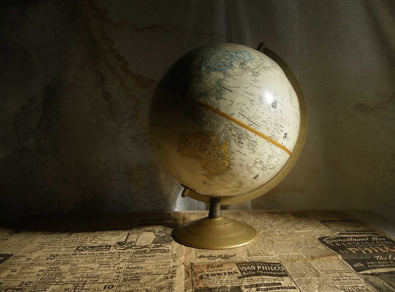 [OLD-TIME] Early American-made globes*Welfare specials* - Items for Display - Other Materials Multicolor