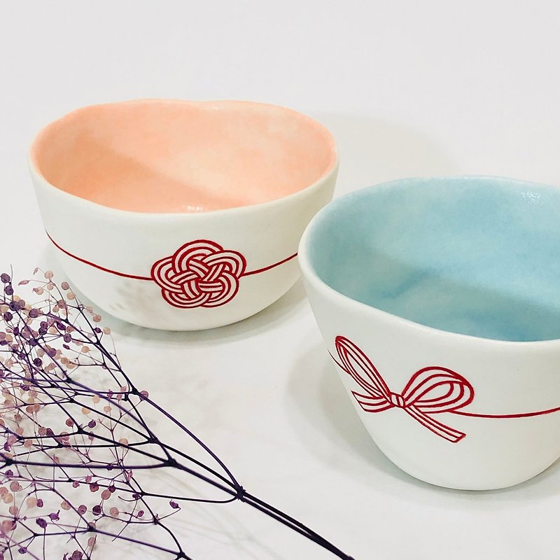 Eternal knot pair cup / wedding gift / hand-pressed white porcelain tea cup 2 pcs - ถ้วย - เครื่องลายคราม หลากหลายสี