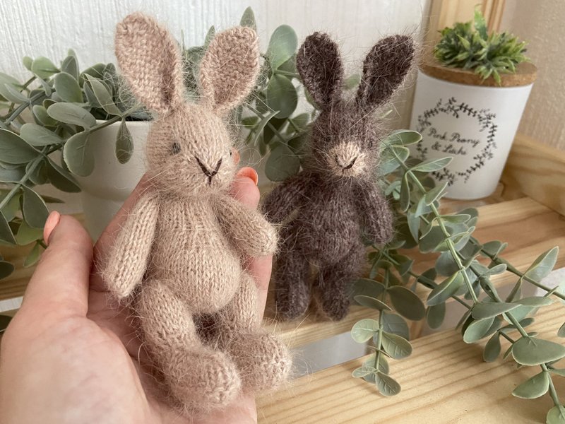 Mini bunny toy for a newborn photo shoot, Amigurumi bunny animal - 寶寶/兒童玩具/玩偶 - 羊毛 咖啡色