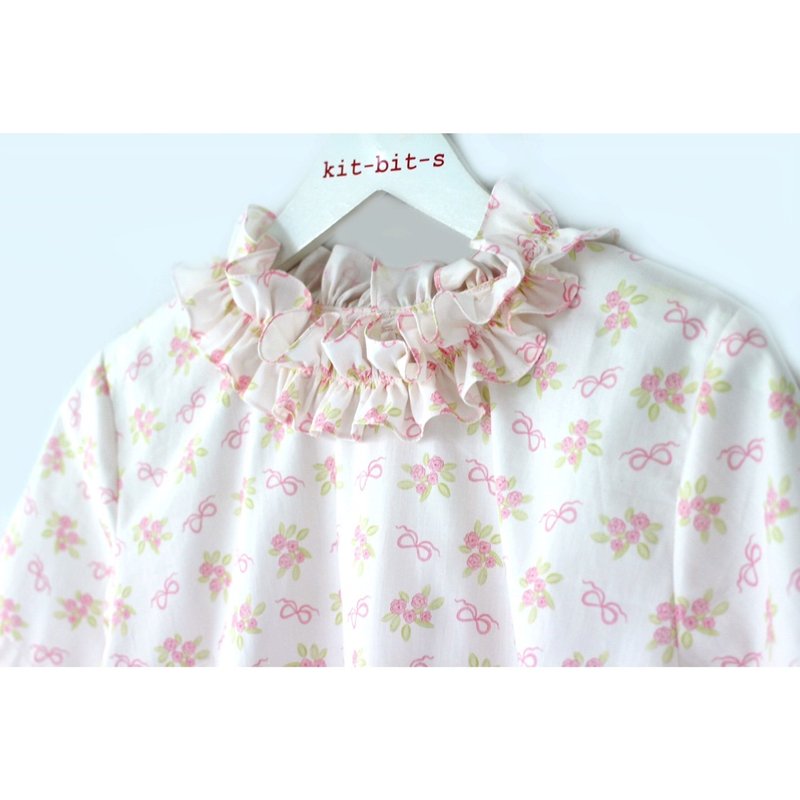 Round neck shirt with ruffles around the neck, light pink - 女上衣/長袖上衣 - 棉．麻 粉紅色