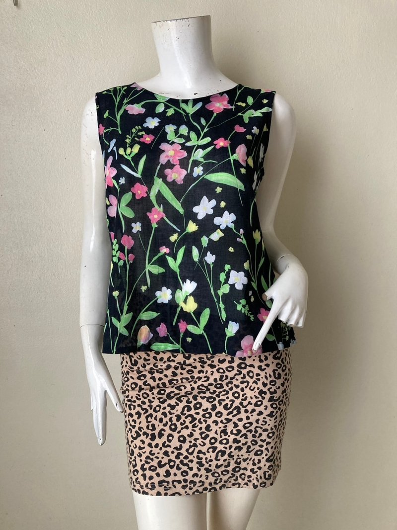 Hardy Amies Chic Tank Top | Vintage Blouse | Y2K Sleeveless | Trendy  Fashion - 女上衣/長袖上衣 - 棉．麻 紅色