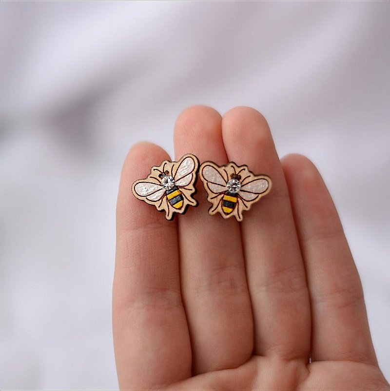 木頭 耳環/耳夾 - Bee earrings, insect summer earrings, bumble bee jewelry for women