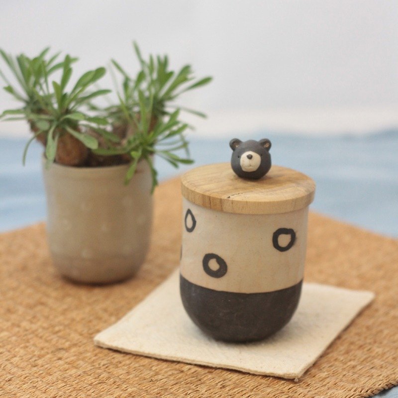 ceramic somebody cup (bear) - 花瓶/陶器 - 陶 黑色
