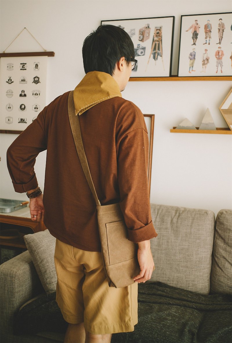 sobag Japanese tooling bag retro brown canvas diagonal bag male niche design original Korean version of ins wind wild - Messenger Bags & Sling Bags - Cotton & Hemp Brown