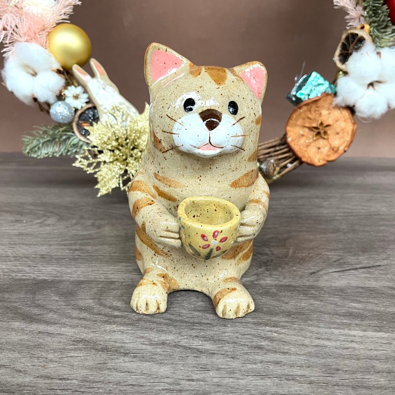 A Lu 貓咪陶花器/禮物/手作手繪 採美國進口陶土 原創僅此一件 - 花瓶/花器 - 陶 多色