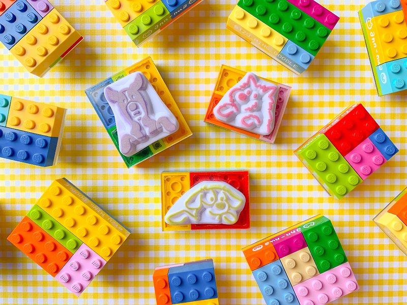 Lego Doggo Hand-Carved Stamp - ตราปั๊ม/สแตมป์/หมึก - พลาสติก หลากหลายสี