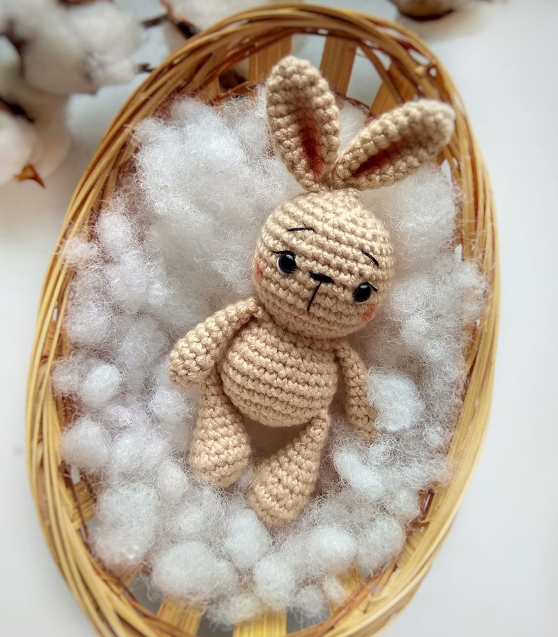 Small toy rabbit 4.3 inches, souvenir rabbit, symbol of 2023 - ของเล่นเด็ก - ผ้าฝ้าย/ผ้าลินิน สีทอง