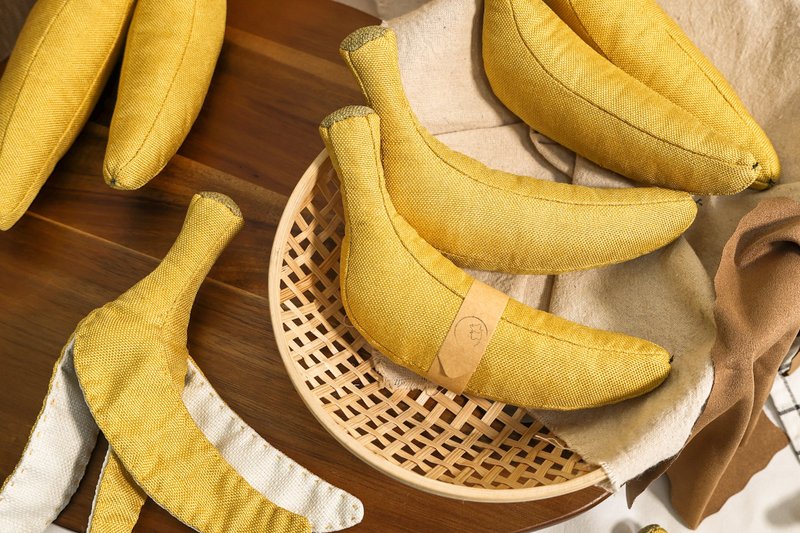 香蕉Banana 手作 貓玩具 吊飾 家飾品 兒童玩具 蔬果 - 貓/狗玩具 - 其他材質 多色