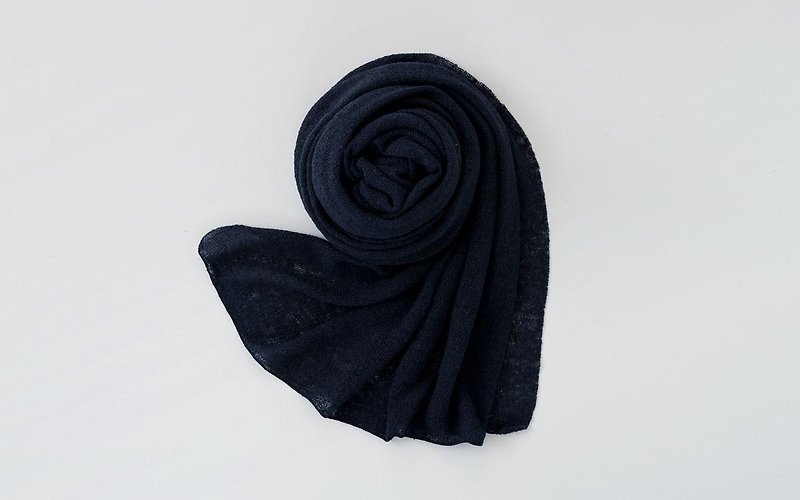 Linen knit stall Navy - ผ้าพันคอ - ผ้าฝ้าย/ผ้าลินิน สีน้ำเงิน