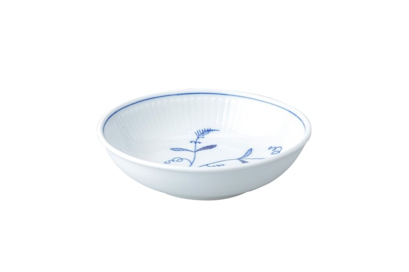 布爾諾廣場波紋圓深盤-16.5CM / 新婚成家送禮 - 盤子/餐盤/盤架 - 瓷 白色