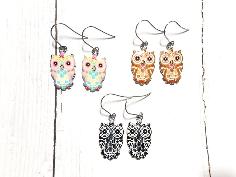 Lucky painted owl earrings / changeable Clip-On - Earrings & Clip-ons - Other Metals Multicolor