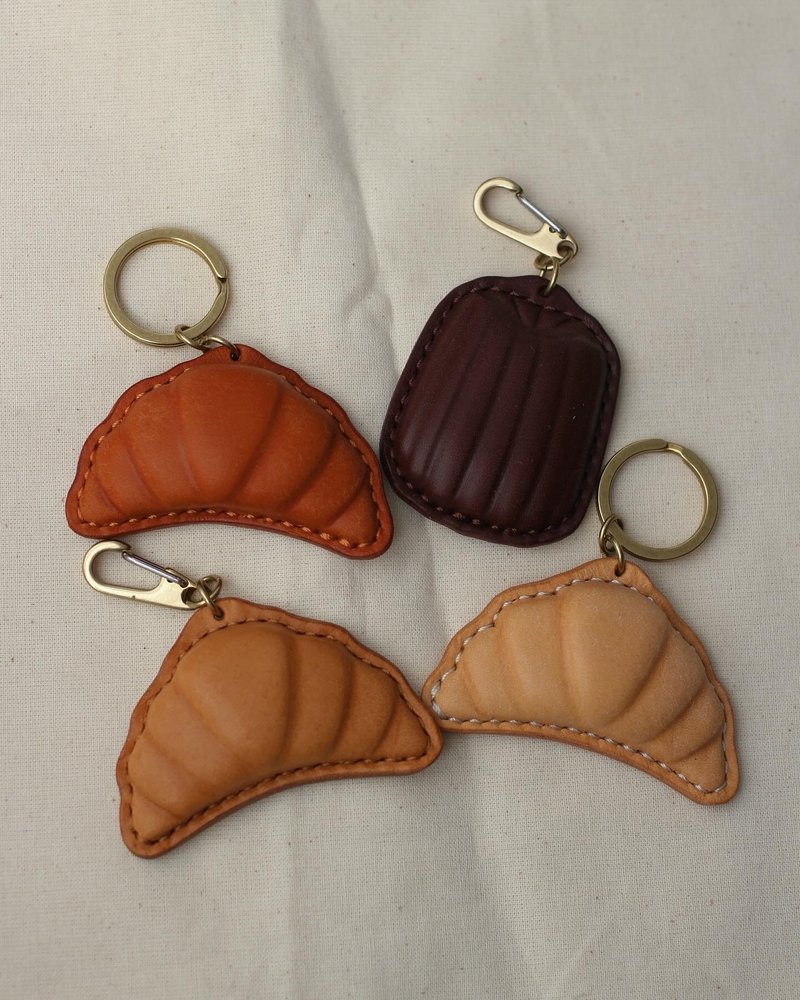 umuz croissant canel keyring - Keychains - Genuine Leather Multicolor