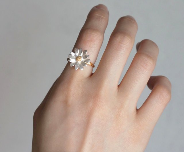 Daisy ring - ショップ atelier mozu リング・指輪 - Pinkoi