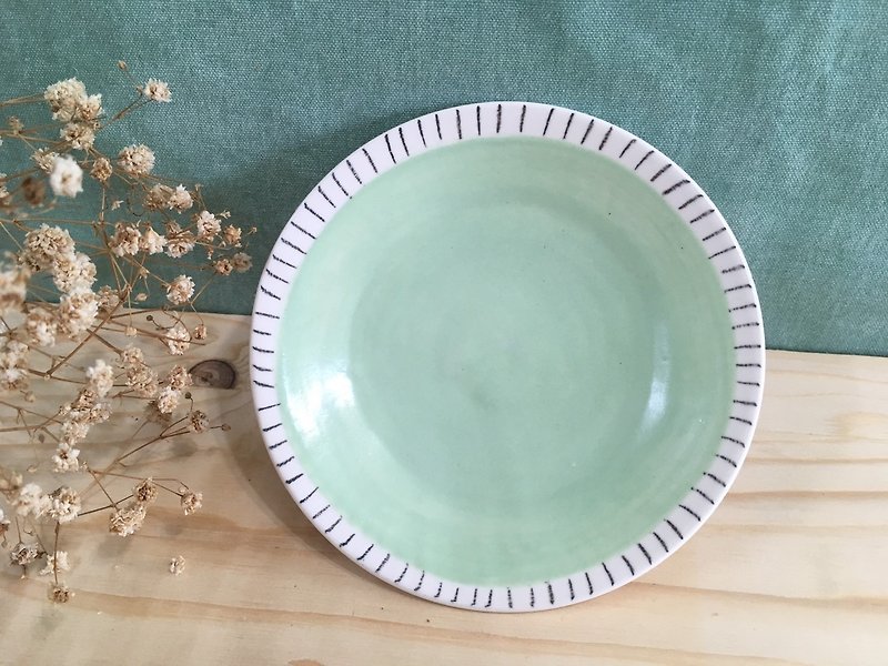 Small pottery plate - pink green - Small Plates & Saucers - Pottery Green