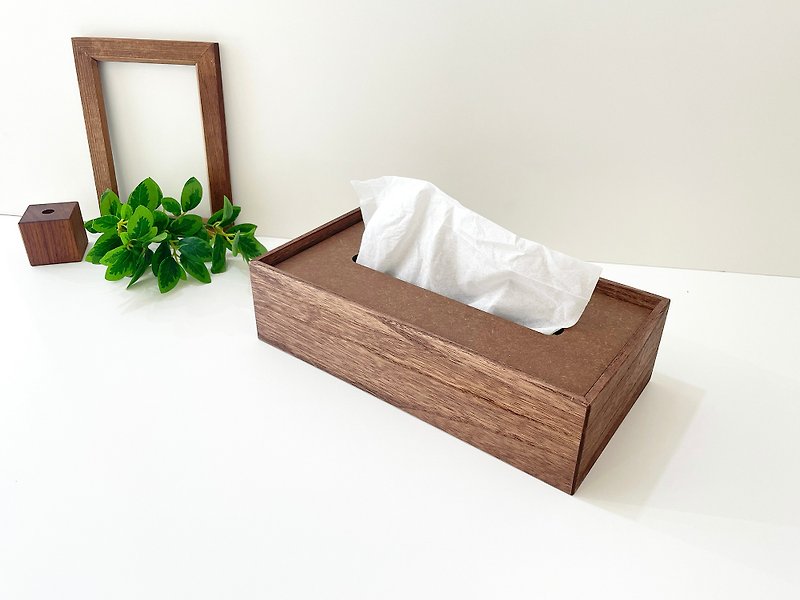 KATOMOKU 泡桐樹紙巾盒 棕色 km-66B - 面紙盒 - 木頭 咖啡色