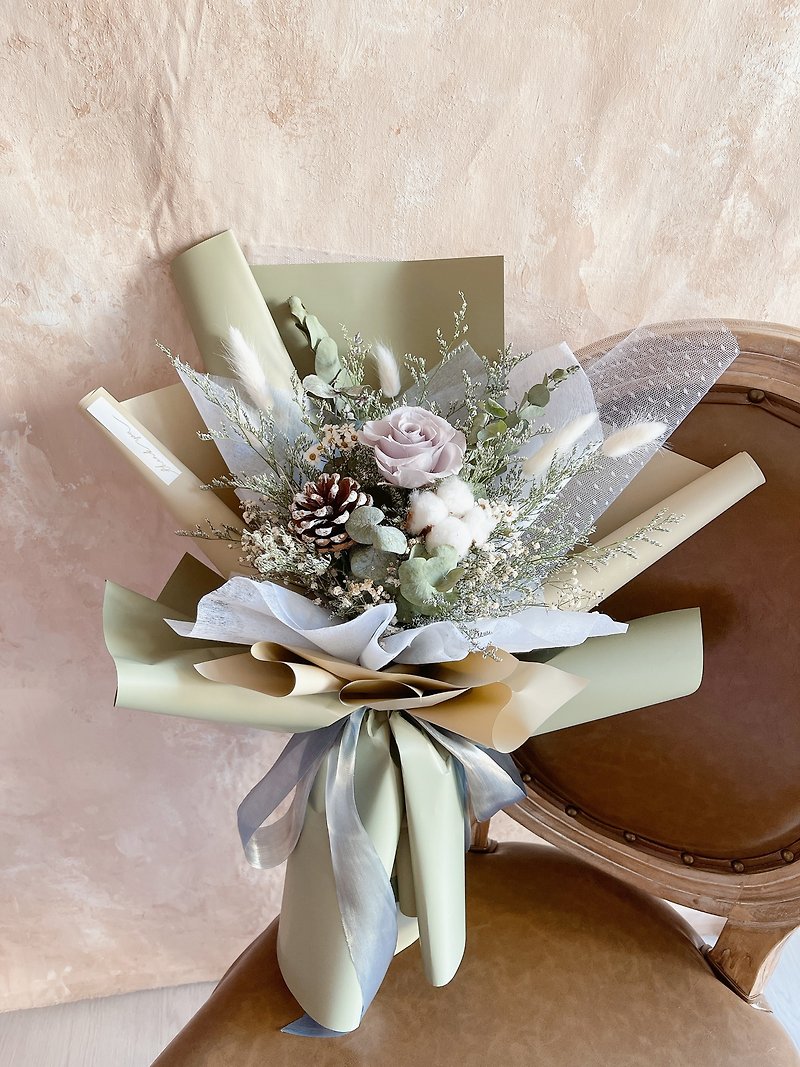 Misty Hills Fashion Grey Rose Immortal Bouquet Confession Proposal Bouquet - ช่อดอกไม้แห้ง - พืช/ดอกไม้ สีเทา