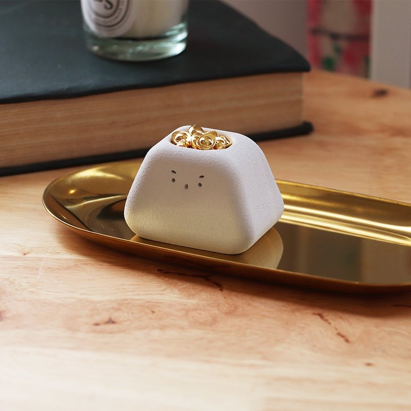 驚驚 金飯糰  I 山形 小久淘 水泥器皿 - 擺飾/家飾品 - 其他材質 灰色