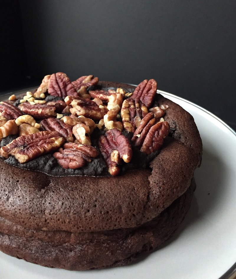 Nutella Chocolate Gluten-Free Cake - Savory & Sweet Pies - Fresh Ingredients Brown