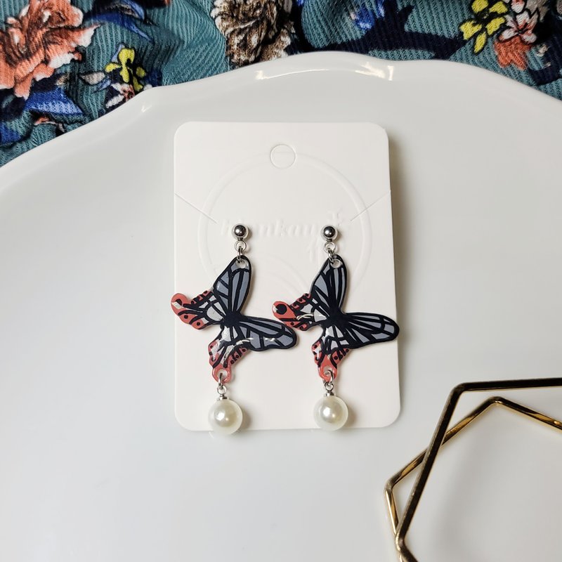 小森林 寬尾鳳蝶 手繪熱縮片 耳環 - 耳環/耳夾/耳骨夾 - 不鏽鋼 多色