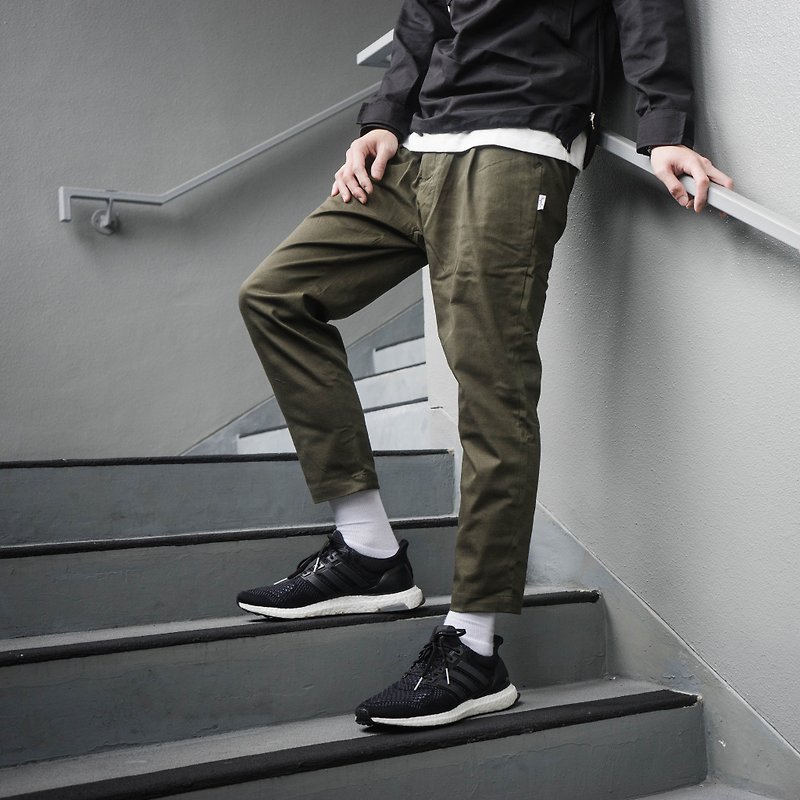 Tapered Chino Pants/jogger pants/unisex/clothing - Men's Pants - Cotton & Hemp Black