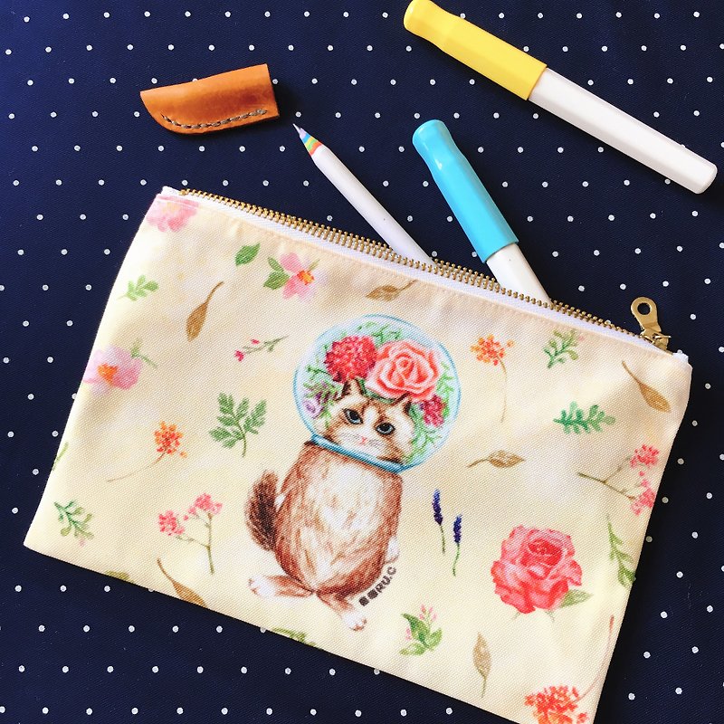 Glass ball cat lady cat storage bag pencil case - Pencil Cases - Cotton & Hemp Multicolor
