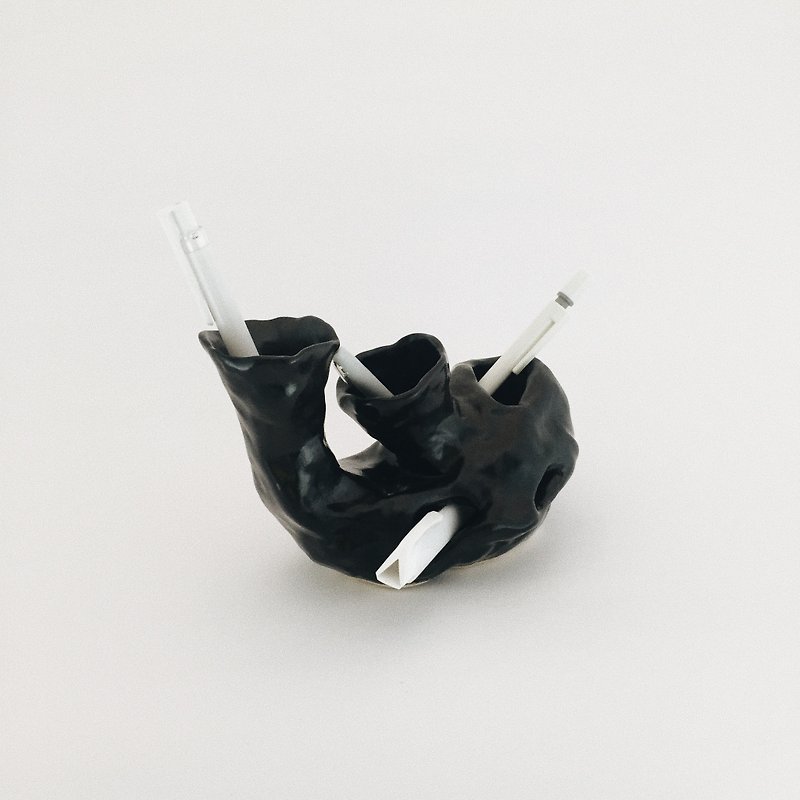Holding in hand - Pottery & Ceramics - Pottery Black