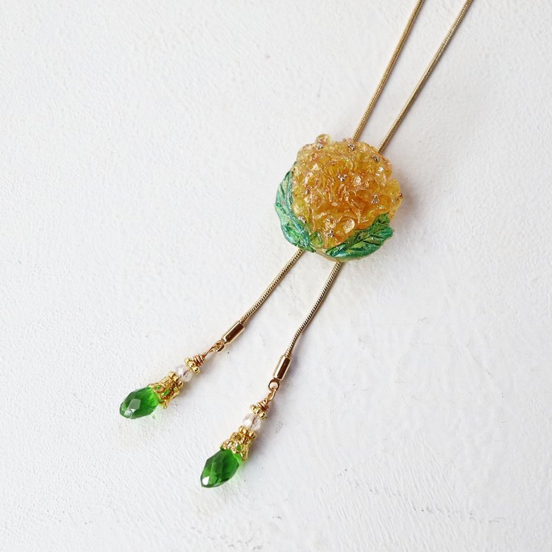 木犀花のループタイ　ネックレス・ラリエット風　金木犀×濃緑 - 項鍊 - 樹脂 橘色