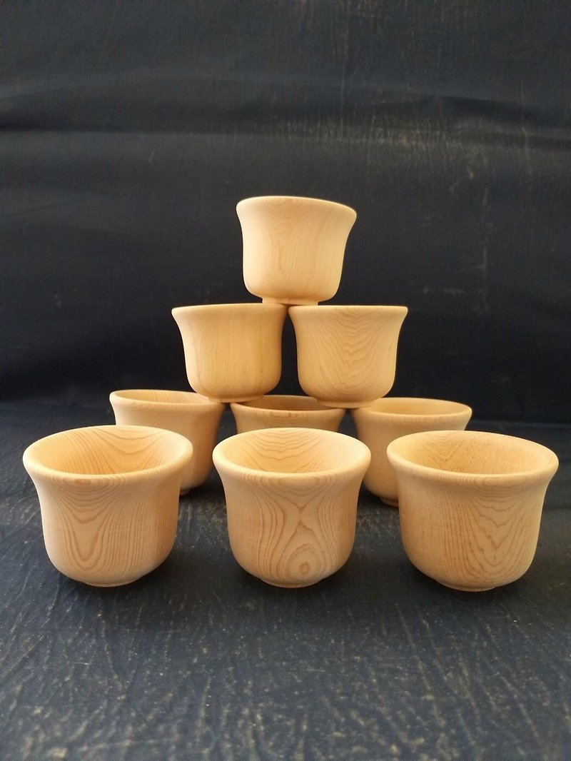 Taiwan cypress tea cup - Cups - Wood 