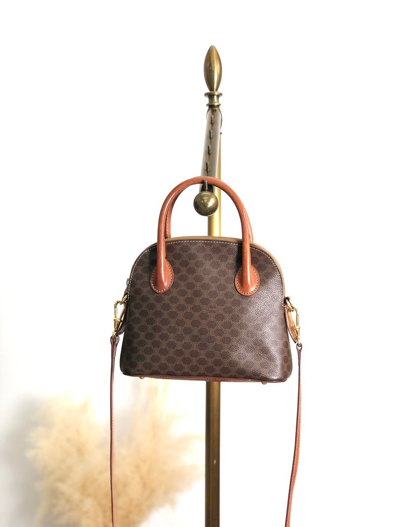 【 日本直送　名牌中古包 】CELINE セリーヌ マカダム ショルダーバッグ ブラウン PVC レザー 2way ブガッディ vintage 764h73 - 側背包/斜背包 - 防水材質 咖啡色