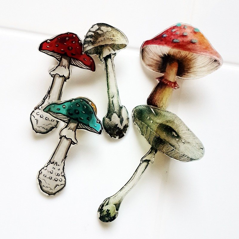 momolico brooch fairy mushroom - เข็มกลัด - วัสดุอื่นๆ สีใส