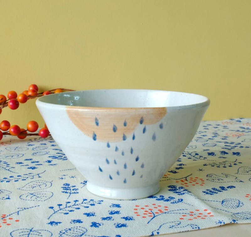 蛋黃雲朵，雨滴滴  （橘黃版） 風格陶碗 手工限量 - 碗 - 陶 白色
