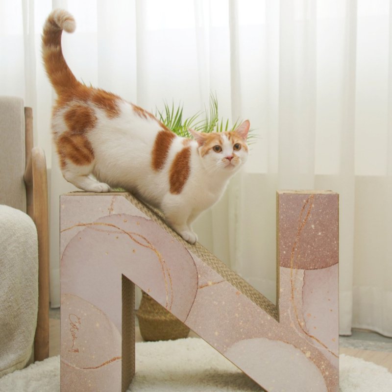 ZZ Rose Gold cat scratcher - Scratchers & Cat Furniture - Paper Multicolor