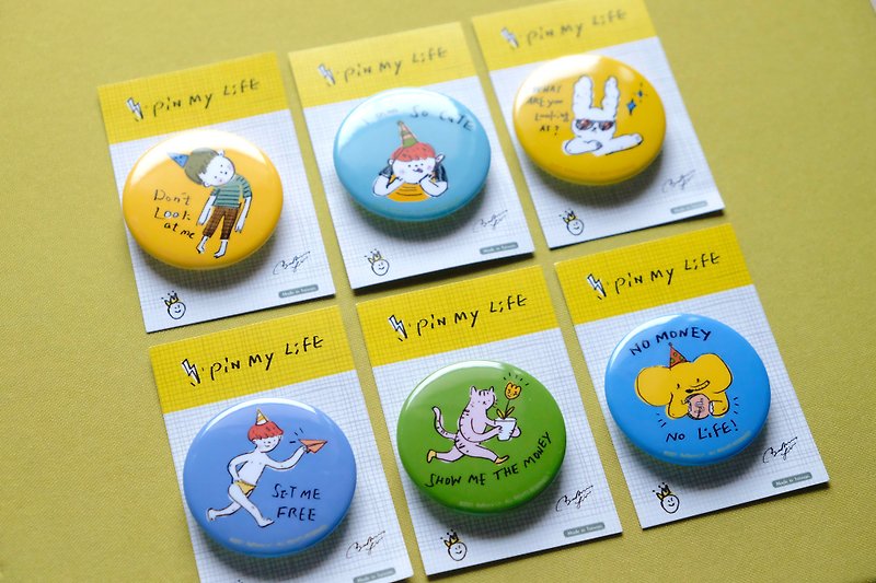 Pin My Life. 4.4cm round badge with illustrations