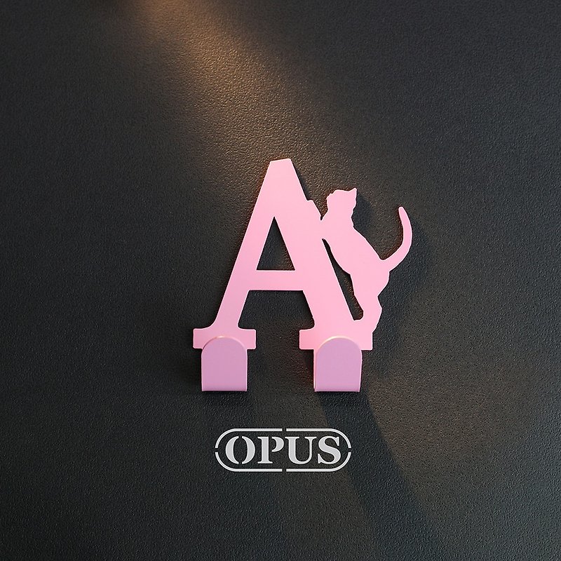 【OPUS東気金属加工】猫がAの文字に出会ったとき-フック（ピンク）/壁掛けフック/跡なし - 収納用品 - 金属 ピンク