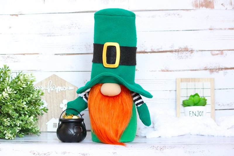 St Patricks gnome / Leprechaun with Pot Gold Coins / Patty Day Decor - 玩偶/公仔 - 其他材質 綠色