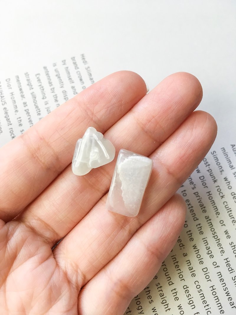 礦石耳環 月光石 針式 + 耳夾轉換 - 耳環/耳夾 - 半寶石 白色