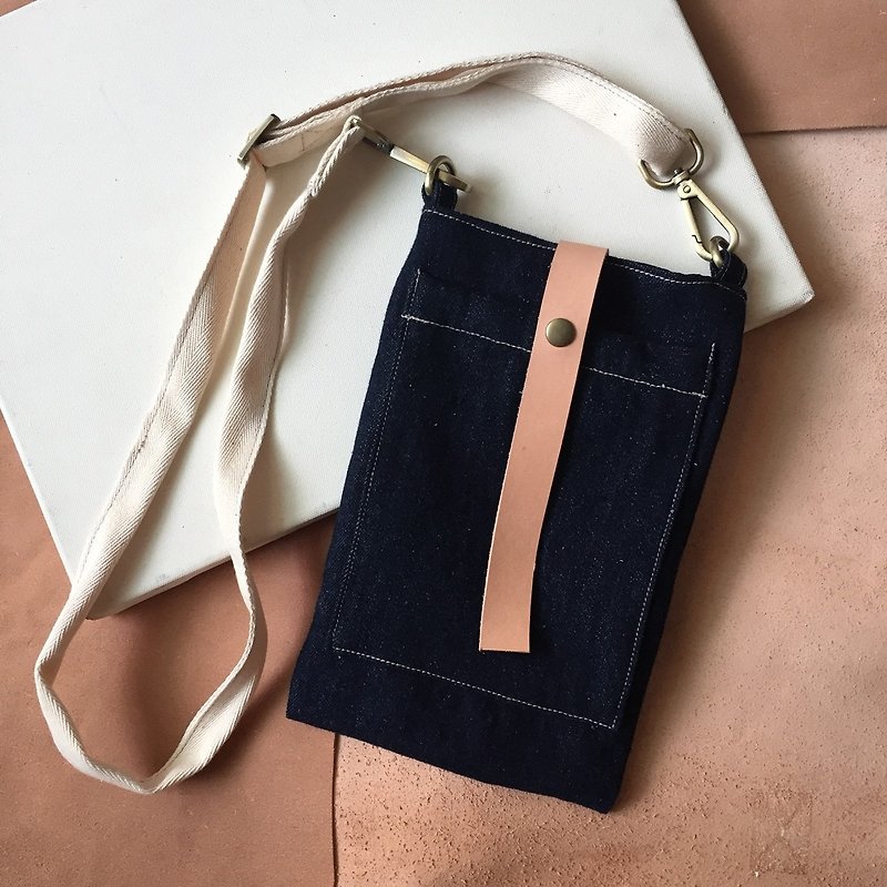 Denim small bag | can be customized knock-print English | zhangqing - Messenger Bags & Sling Bags - Cotton & Hemp White