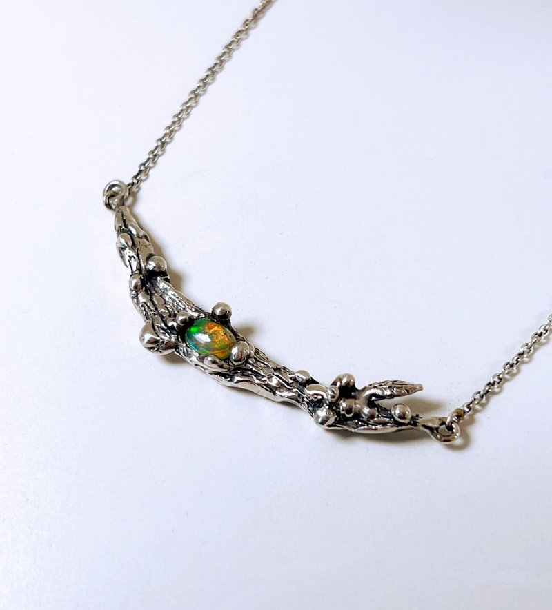 Opal Necklace - สร้อยคอ - เครื่องเพชรพลอย สีเงิน