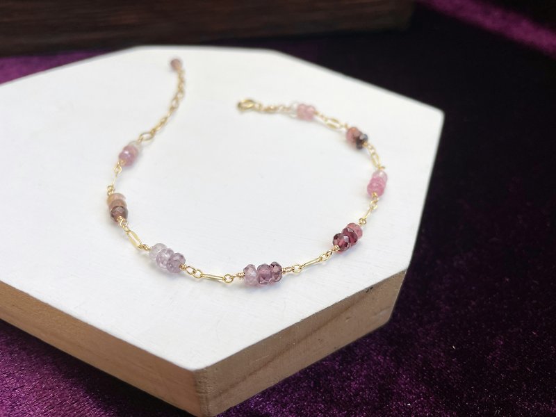 //Gradient Stone bracelet// 14KGF gold injection natural stone crystal handmade - Bracelets - Semi-Precious Stones Multicolor