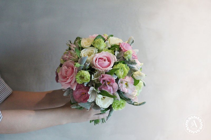 Hand-tied bouquet [Flower series] Imported rose flower bouquet - Plants - Other Materials White