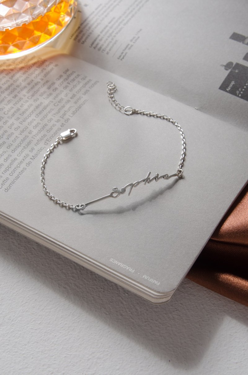 Bar Scripted Bracelet - 手鍊/手環 - 其他金屬 