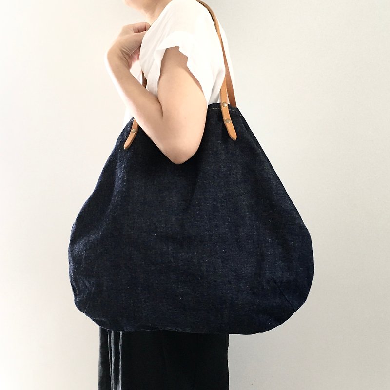 [2021 Resale] Bio Wash 14oz Ring Uneven Thread Denim and Extra Thick Oil Nume Round Tote Bag [Indigo] - Handbags & Totes - Genuine Leather Blue