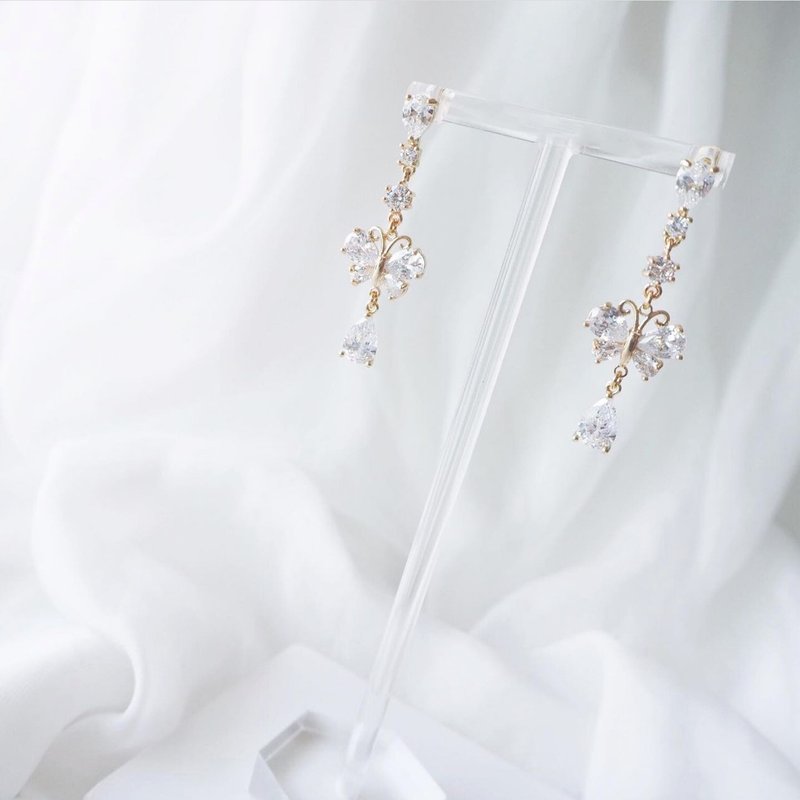 Bridal Earring Bridal Clip-On Birthday Gift Elegant Earring Clip-On Customization - ต่างหู - โลหะ ขาว