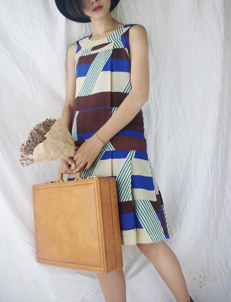 Treasure treasure ancient - retro color geometric color block sleeveless dress - One Piece Dresses - Polyester Multicolor