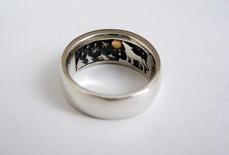 I saw the same moon-the full moon and the wolf-the Silver ring - General Rings - Sterling Silver Silver