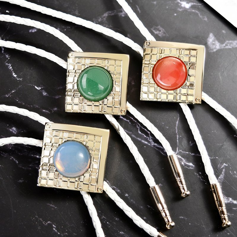 現代藝術蘇格蘭紋 14K金款 保羅領帶 Bolo Tie 皮革項鍊 皮繩領帶 - 領帶/領帶夾 - 人造皮革 白色