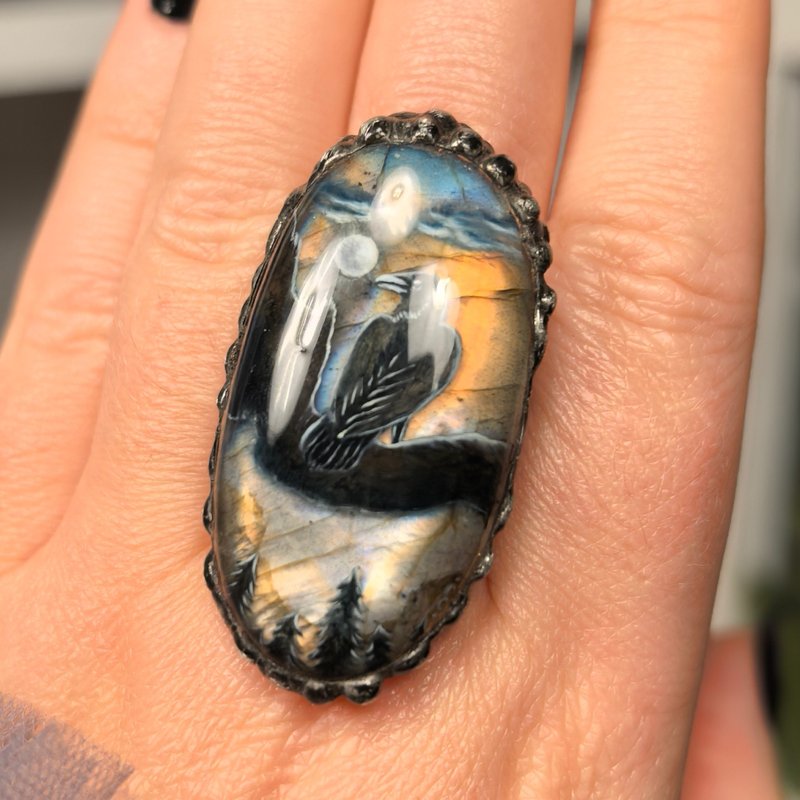 Raven ring Crow ring Viking ring Labradorite ring Oil painting miniature - 戒指 - 石頭 金色