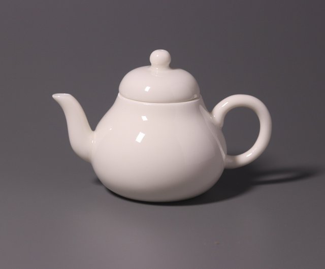 中国古美術翡翠鼻煙壺/コレクションの整理品。H--2-8
