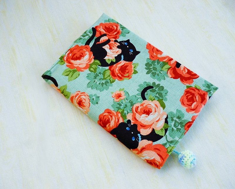 Green Rose Black Cat Yarn Ball Bookmark Rope Adjustable Book Clothes Handbook Cover A5 25K - Book Covers - Cotton & Hemp Green