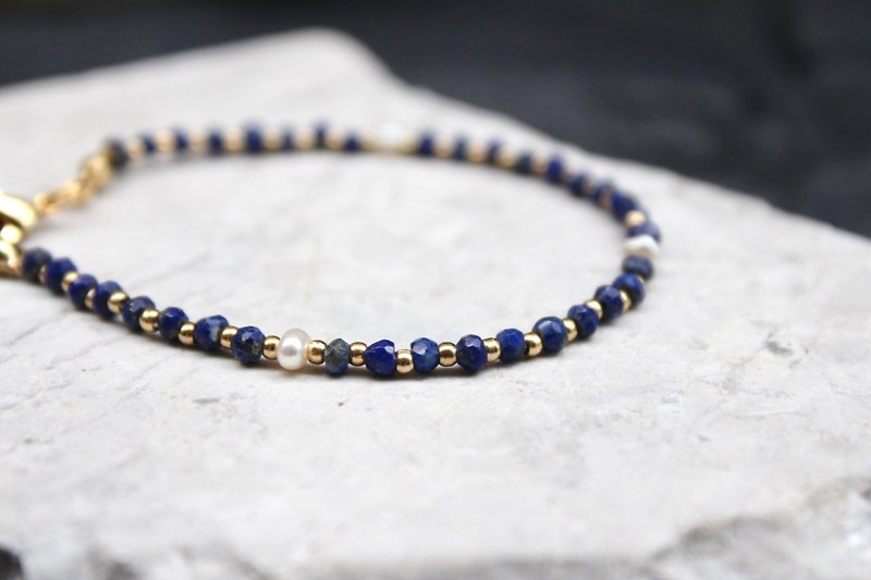 9月誕生石- Lapis lazuli青金石優雅寶石系列銅手鍊 - 手鍊/手環 - 寶石 藍色